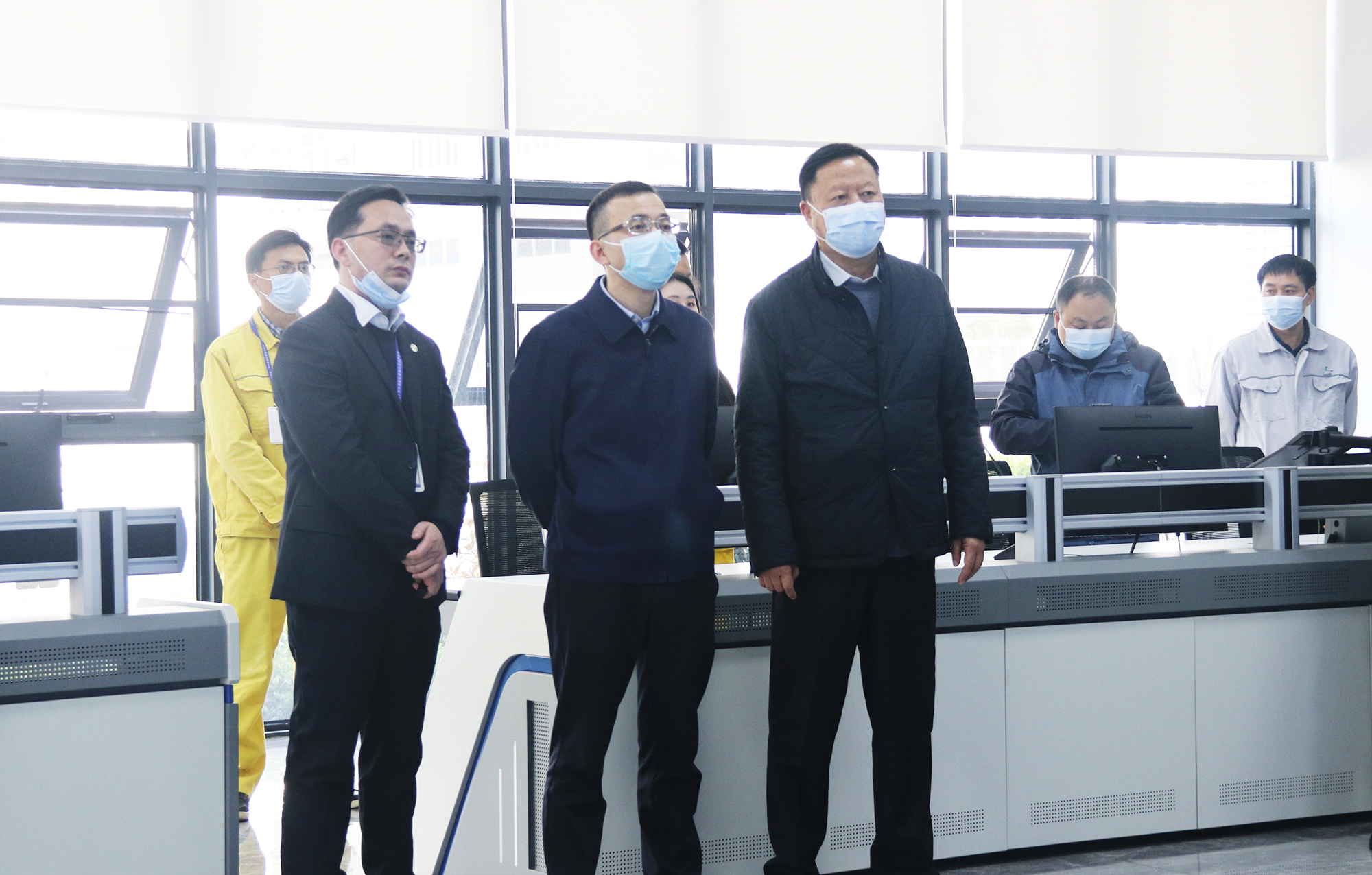 荊州市副市長金鵬一行蒞臨荊州園區(qū)調(diào)研指導